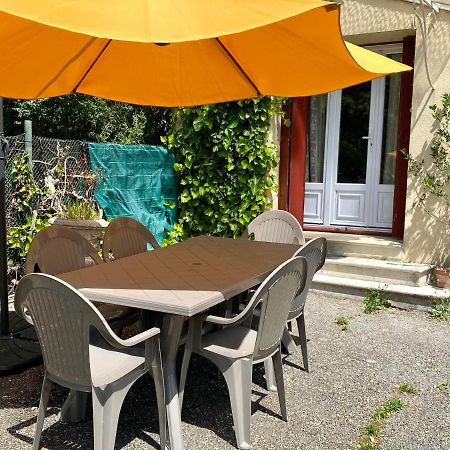 Appartement F3 De 60 M² Au Rez De Chaussee D'Une Villa Vezenobres Luaran gambar