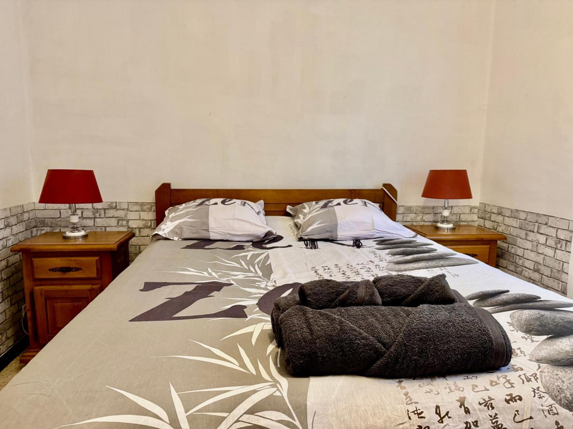 Appartement F3 De 60 M² Au Rez De Chaussee D'Une Villa Vezenobres Luaran gambar