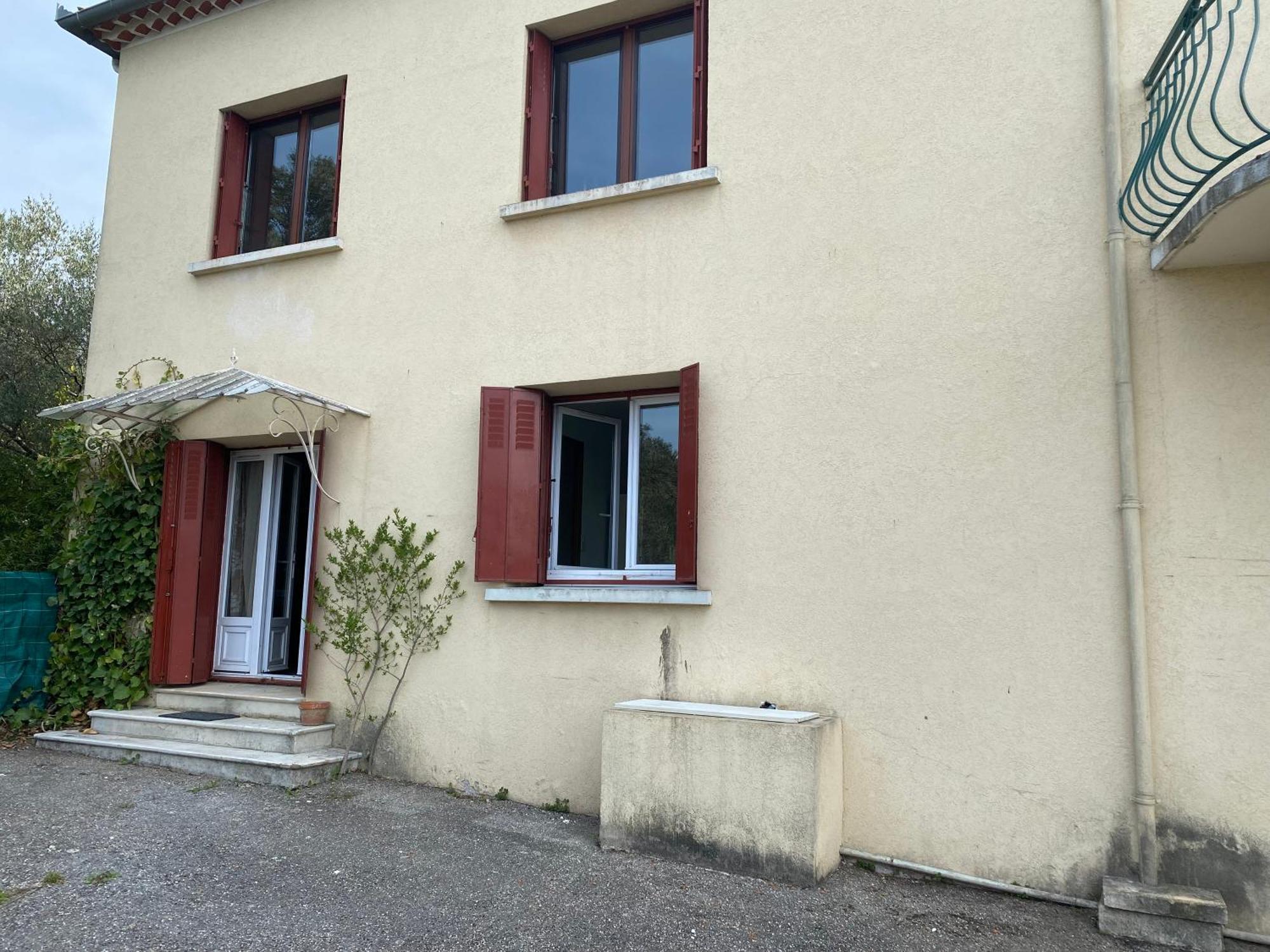 Appartement F3 De 60 M² Au Rez De Chaussee D'Une Villa Vezenobres Luaran gambar