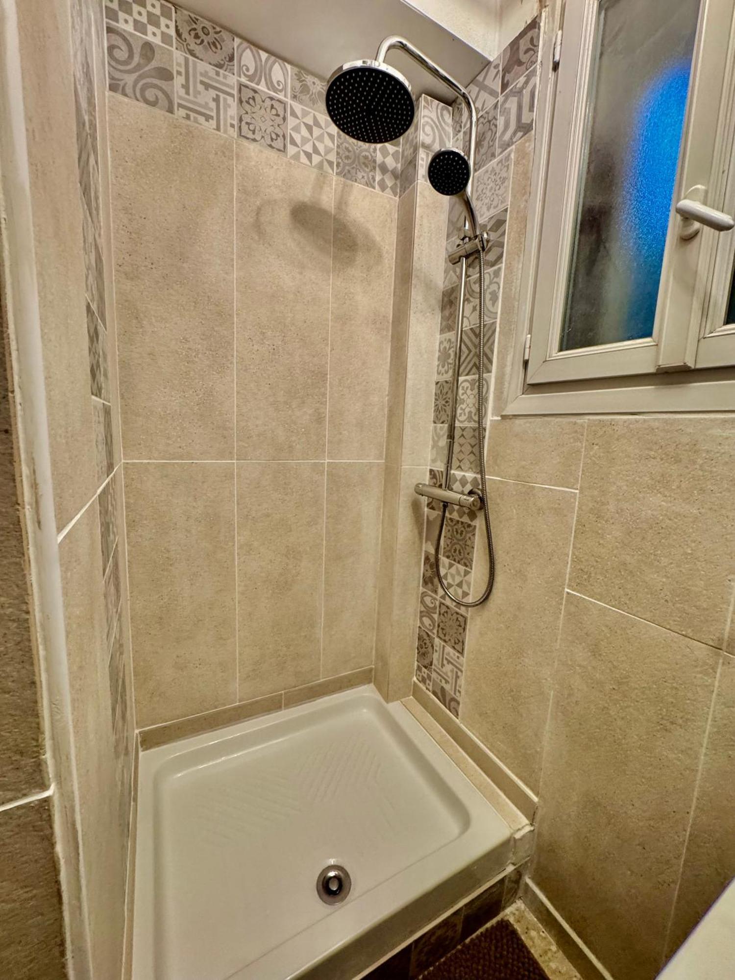 Appartement F3 De 60 M² Au Rez De Chaussee D'Une Villa Vezenobres Luaran gambar
