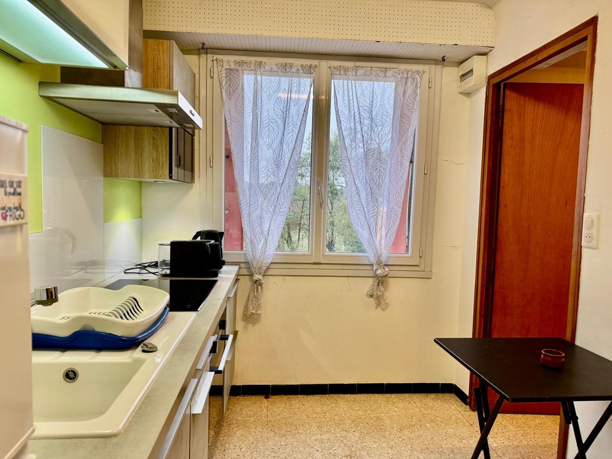 Appartement F3 De 60 M² Au Rez De Chaussee D'Une Villa Vezenobres Luaran gambar